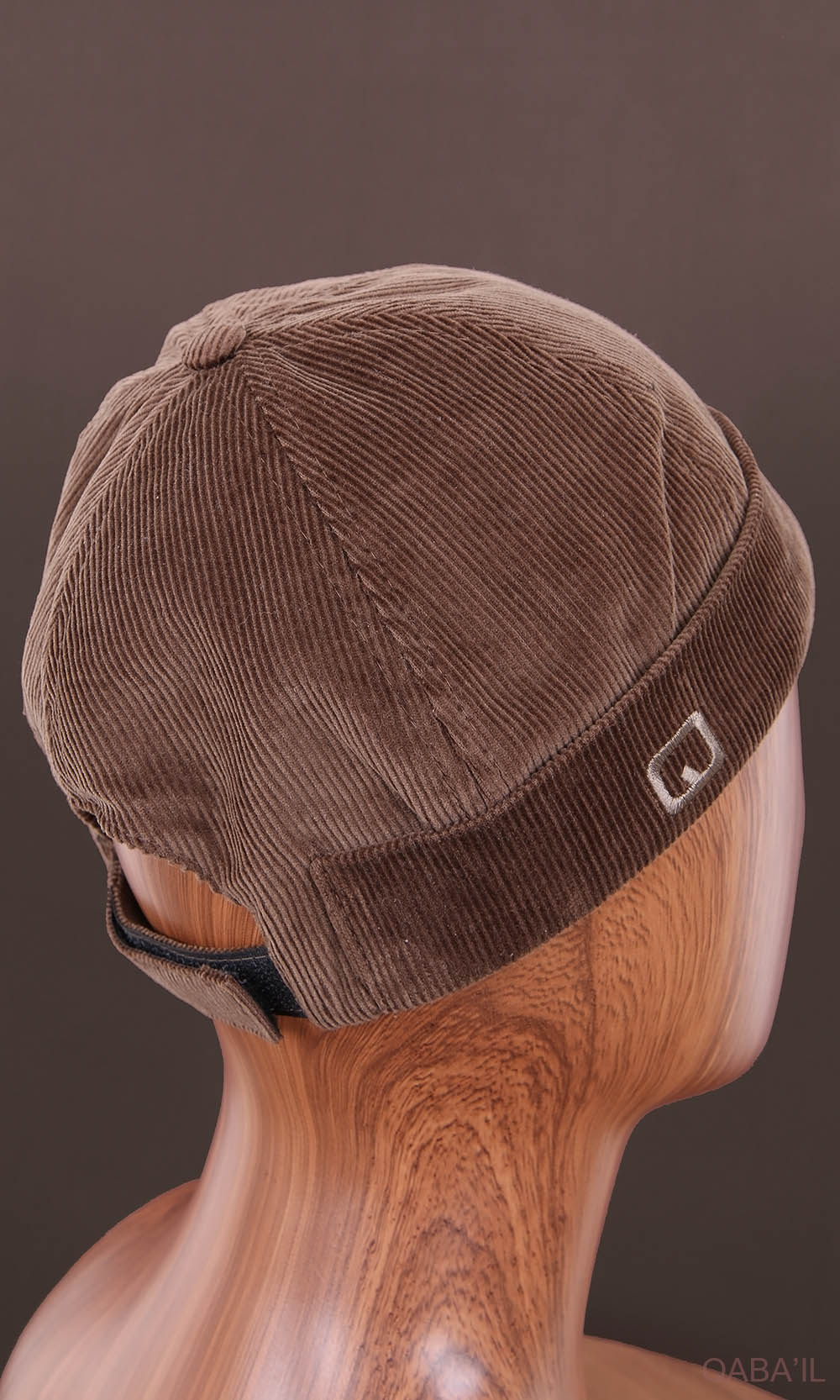 QL Velvet Docker Hat in Camel