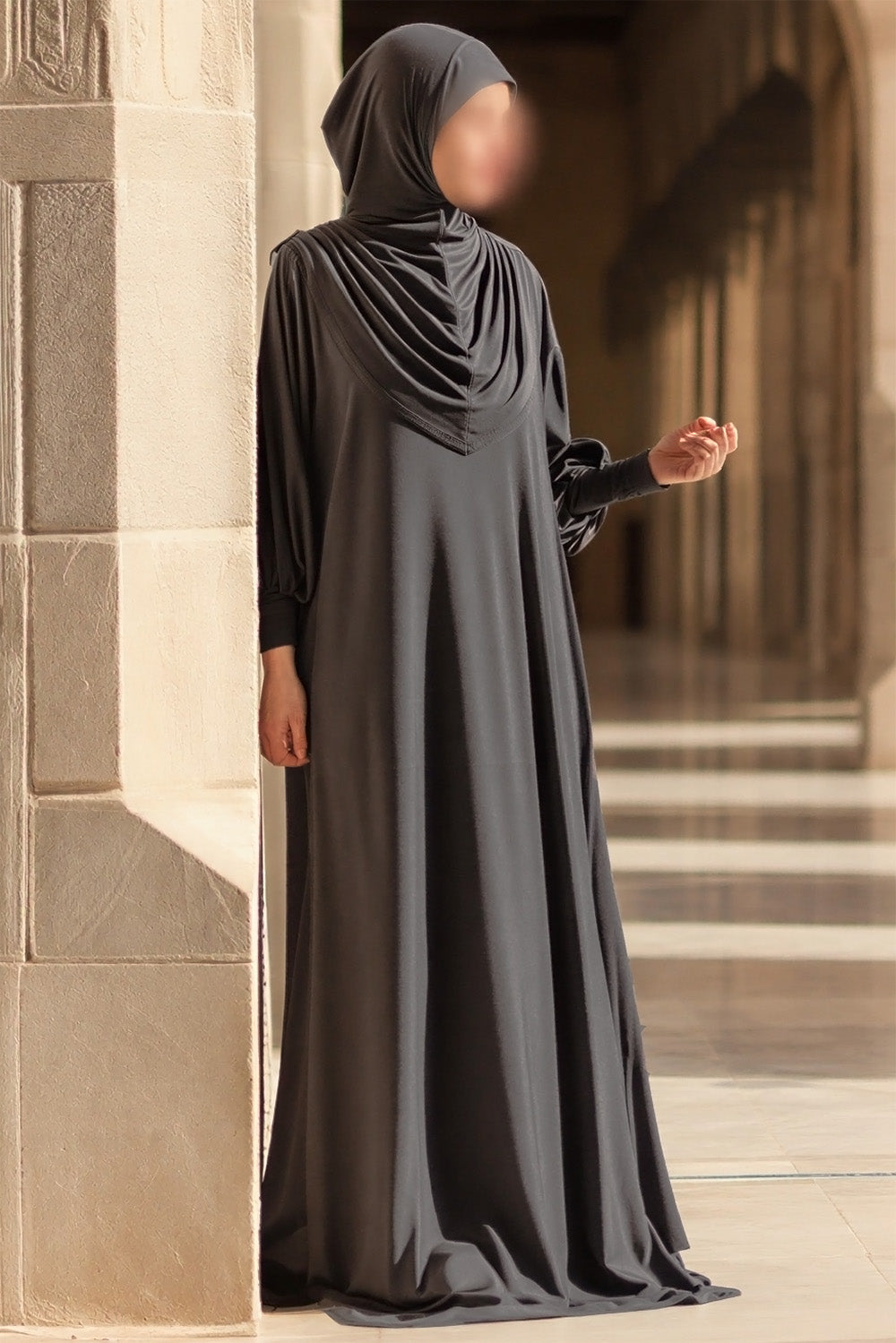 Abaya SB AS016 à hijab intégré et manches chauve-souris décontractées, couleur gris foncé
