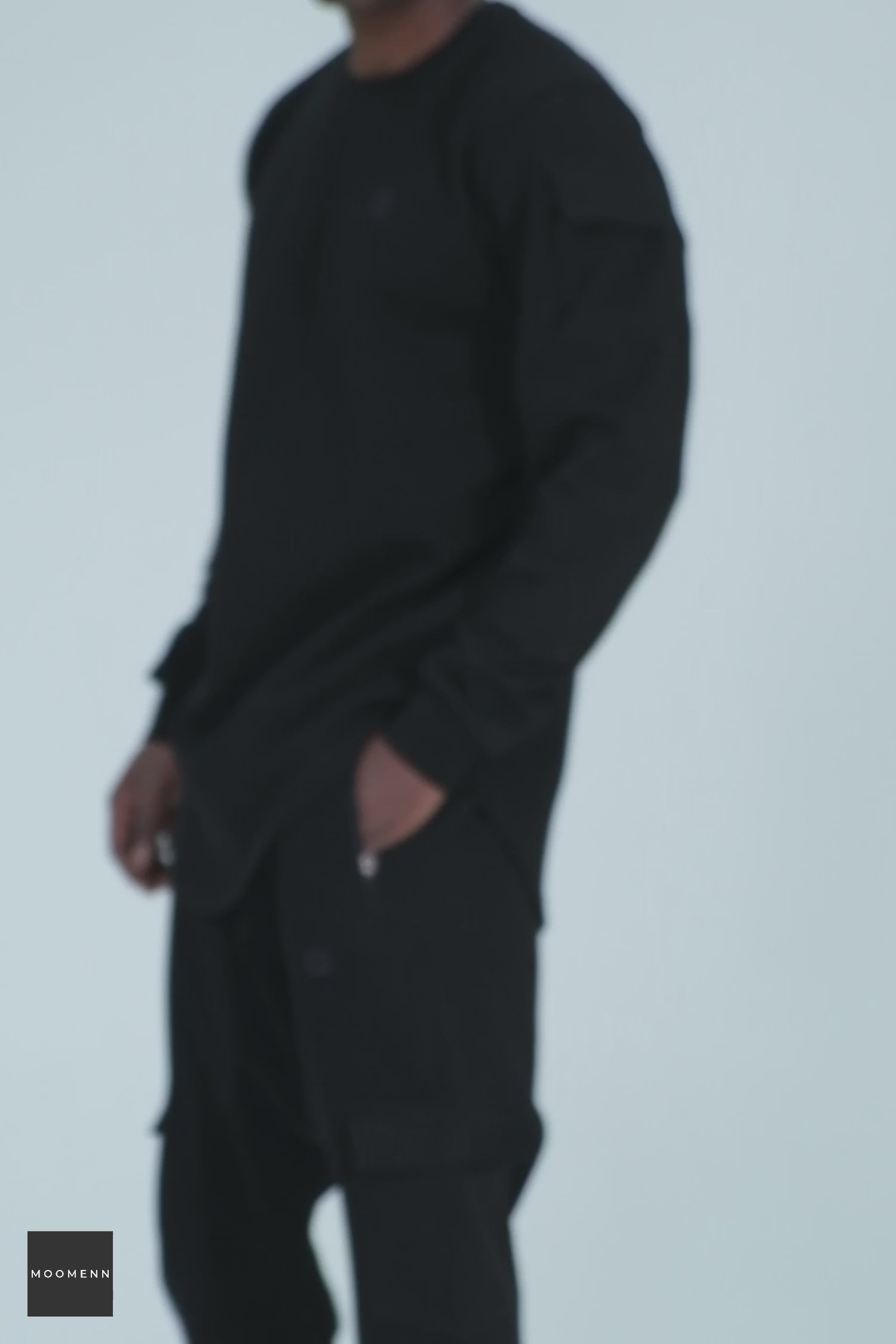 Charger la vidéo : QL Sniper Set Cargo Joggers and Longline Top in Black